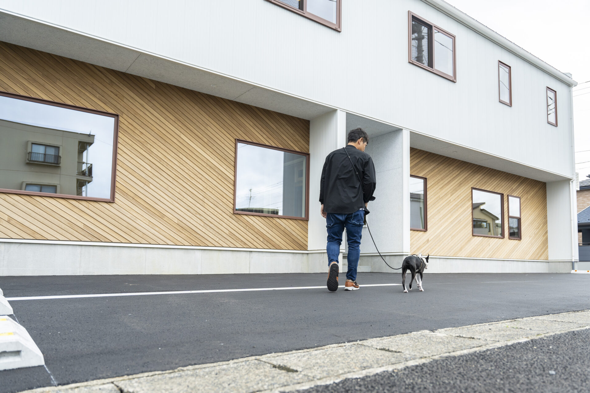 将来は、トリミングサロンや犬の幼稚園を併設した複合施設など